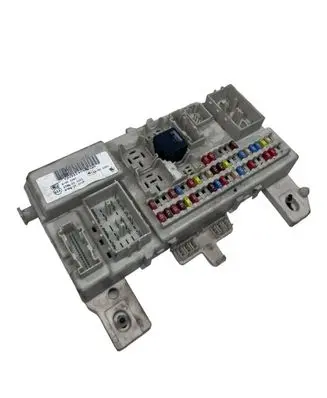 Ford Focus C-MAX Fuse module 97RA012018 303519096800 97RA000001