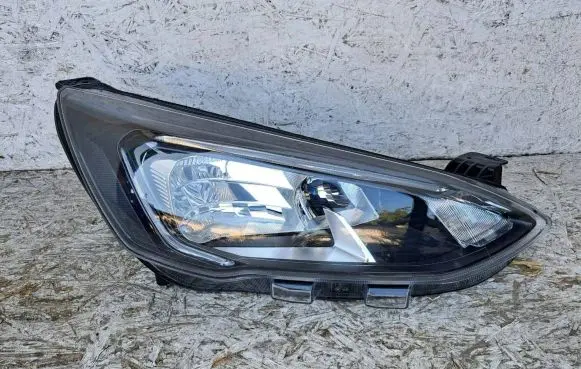 Ford Focus Headlight/headlamp MX7B13E014CD