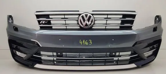Volkswagen Tiguan Front bumper 5NA807221B