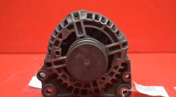 Skoda Octavia Mk1 (1U) Generator/alternator 038903023J