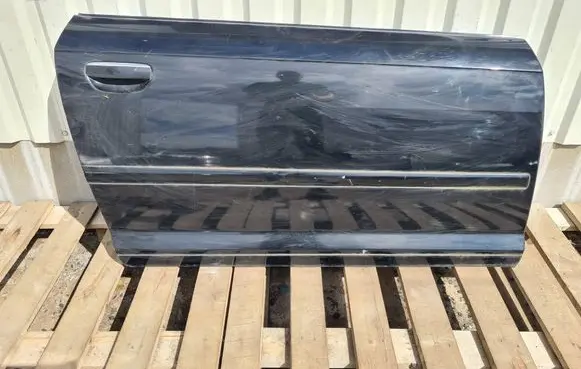 Door (2 Door Coupe)
