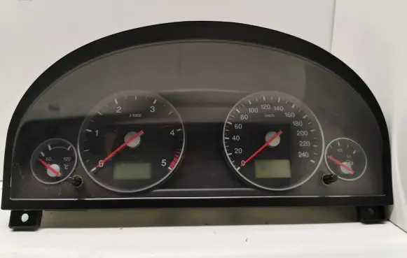 Ford Mondeo Mk III Speedometer (instrument cluster) 3S7T10849