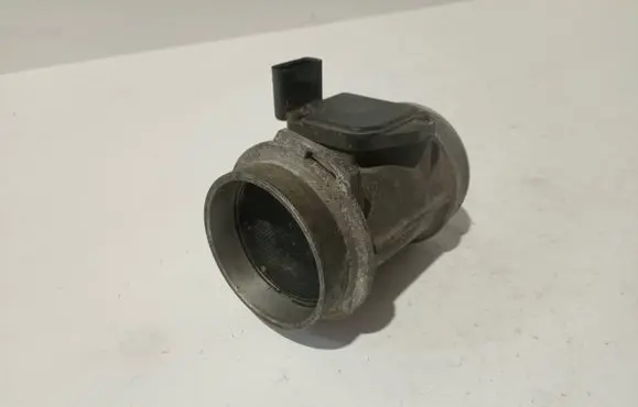 Audi A6 S6 C5 4B Mass air flow meter 059906461D AFH7025C