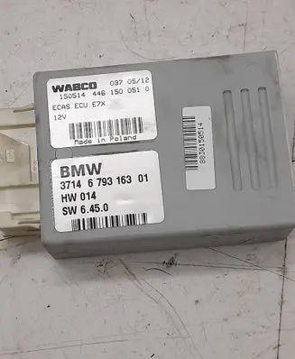 BMW X5 E70 Air suspension control unit module (rear) 6793163 150514 4461500510