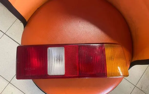 Ford Sierra Rear/tail lights 87BG13A602AA