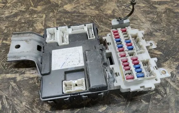 Infiniti G35 Other control units/modules