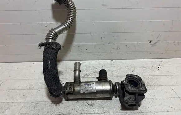Citroen C4 I EGR valve cooler 9646762280 VP1U3H9P445BA 79989D