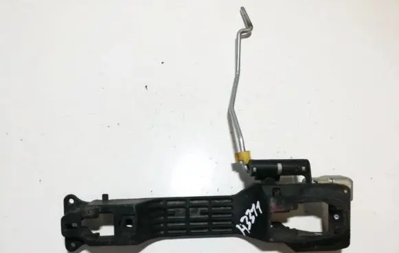 Suzuki Grand Vitara II Front door exterior handle