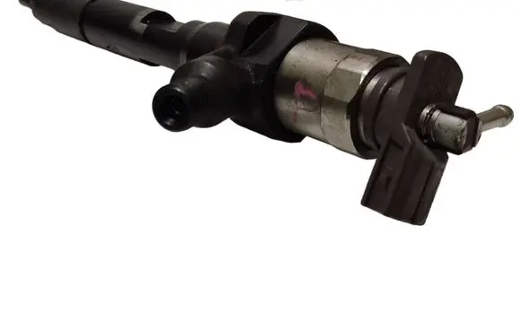Mazda 6 Fuel injector R2AA13H50 001103M52268