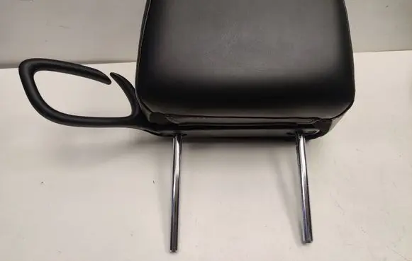 Dodge Challenger Front seat headrest 