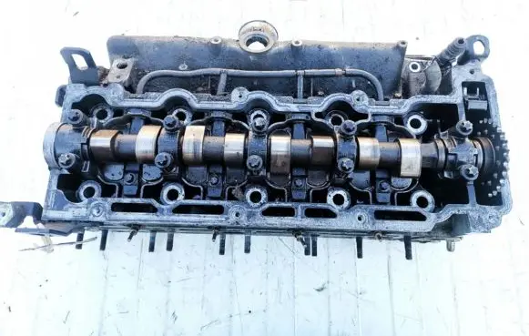 Opel Vectra B Engine head r9128018