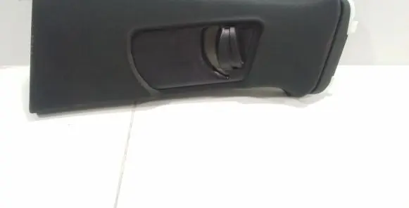 (B) pillar trim (top)