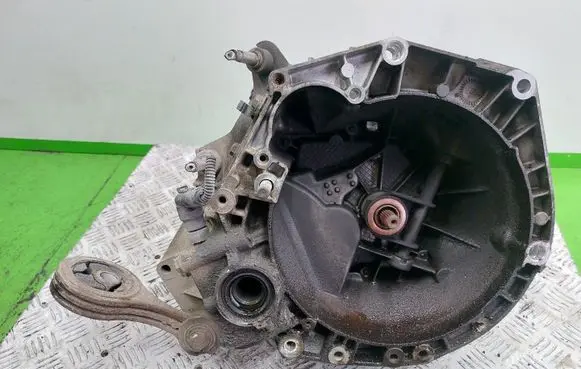 Fiat Punto (188) Manual 5 speed gearbox 