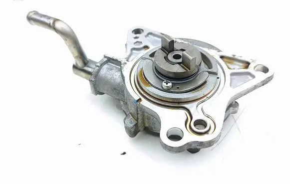 Suzuki Vitara (LY) Vacuum pump 31250198