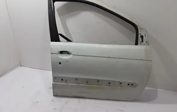 Renault Scenic I Front door 7751474577