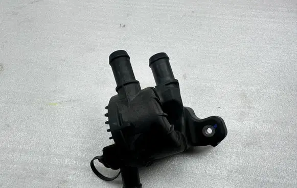 Volvo XC90 Coolant heater Q01315