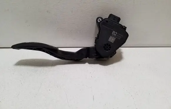 Nissan Qashqai J12 Accelerator throttle pedal 180026UA1B