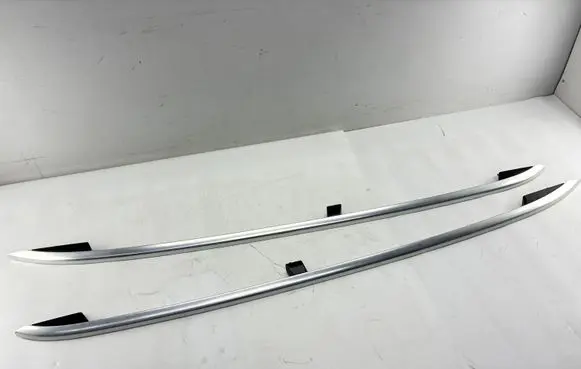 Volkswagen PASSAT B7 Roof bar rail 3AF860033