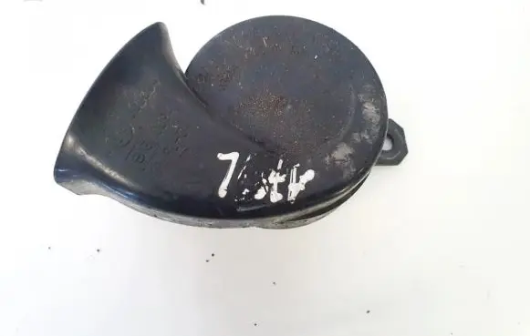 Subaru Legacy Horn signal E13000094