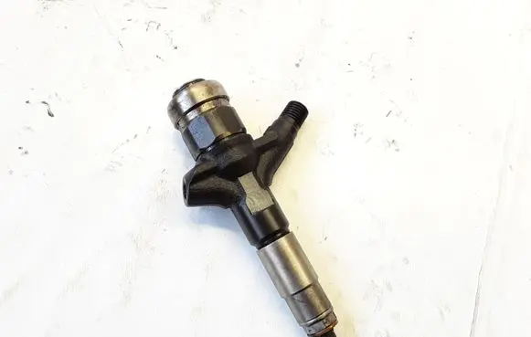 Subaru Forester SH Fuel injector 16613AA020 07890 05K04442