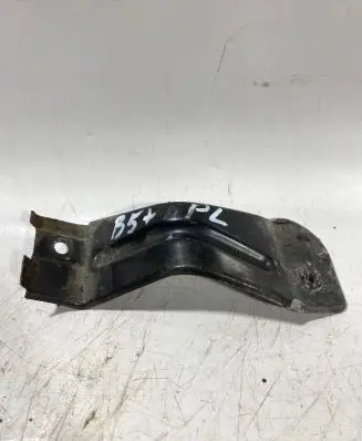 Volkswagen PASSAT B5.5 Front splash guards bracket 3b0821238a
