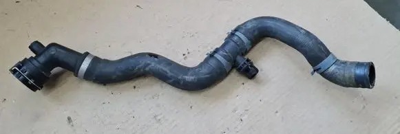 Audi A4 S4 B9 Engine coolant pipe/hose 8W0122293H