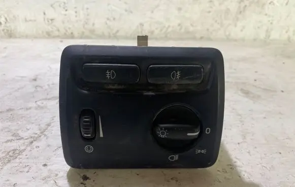 Volvo V70 Light switch ML45AC00202 30739312 05W45E01