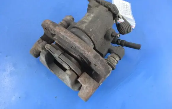 Mitsubishi Space Star Rear brake caliper