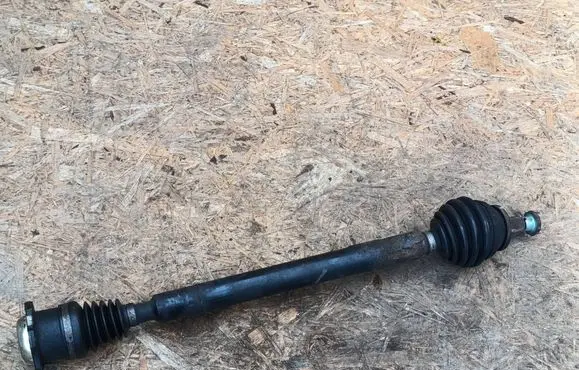 Skoda Roomster (5J) Front driveshaft