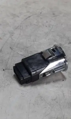 Toyota Corolla Verso AR10 Engine start stop button switch 15A710 6842168B