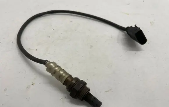 Audi A4 S4 B8 8K Lambda probe sensor 06E906265Q