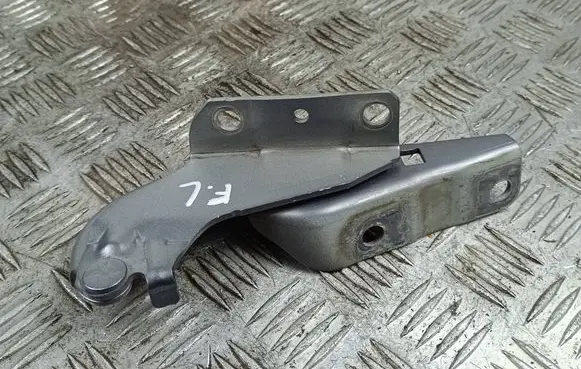 Mitsubishi Outlander Engine bonnet/hood hinges 