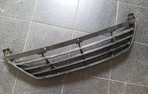 Hyundai ix35 Front bumper lower grill 865562Y000