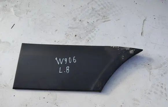 Mercedes-Benz Sprinter W906 Side skirt rear trim 