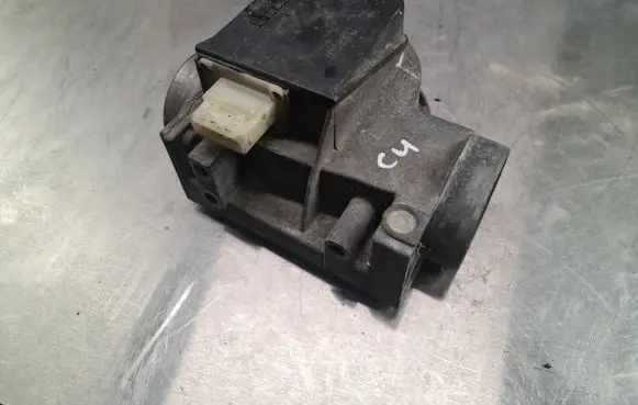 Audi A6 S6 C4 4A Mass air flow meter 0281002074 4A0133471 1285501