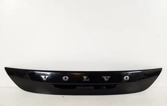 Volvo V40 Tailgate trim