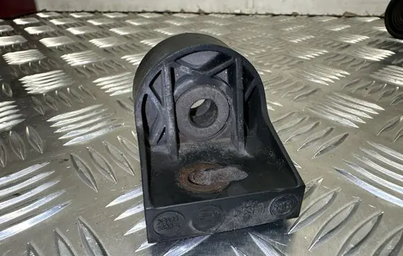 Fiat Ducato Radiator mount bracket F1427C860