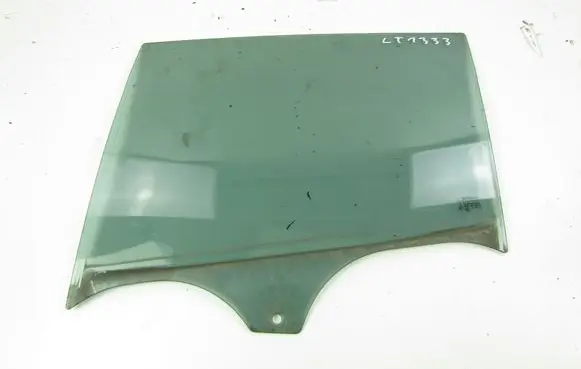 Renault Laguna III Rear door window glass 