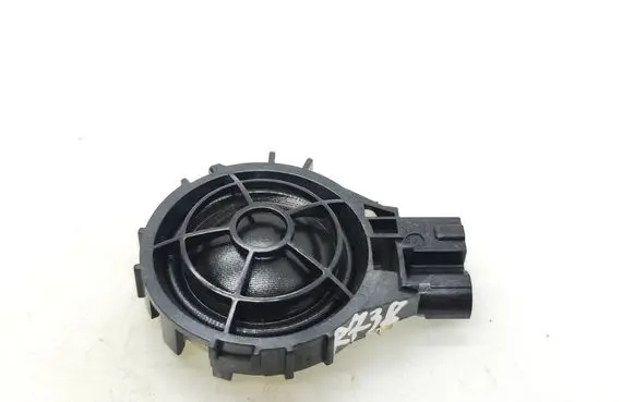 Audi A3 S3 8V Front door high frequency speaker 8V0035398A