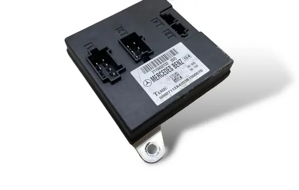 Mercedes-Benz E W211 Comfort/convenience module 2115452132