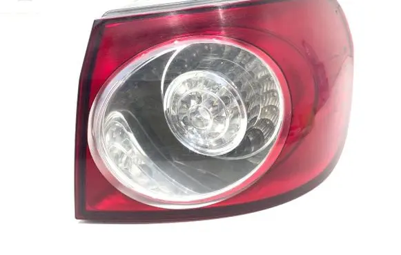 Volkswagen Golf Plus Rear/tail lights 5M0945096M