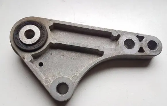 Ford Focus Engine mounting bracket JX616P093EC 326G03