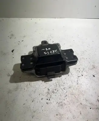 Volkswagen PASSAT B6 Engine mount bracket 3C0199555 0702261