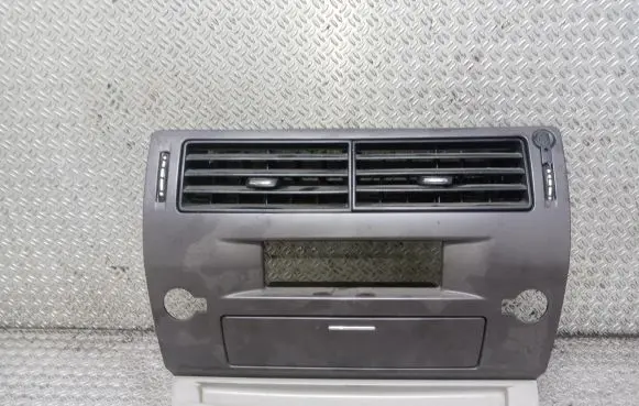 Dash center air vent grill
