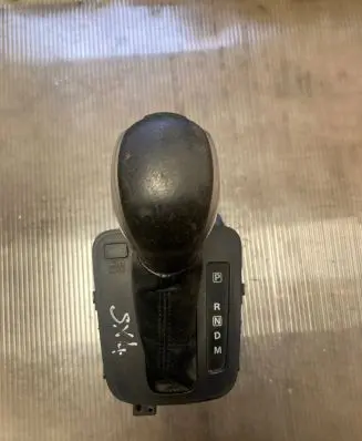 Suzuki SX4 S-Cross Gear shifter/selector 75G155