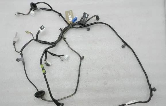 Mazda 6 Rear tail light wiring loom GKK26705Y