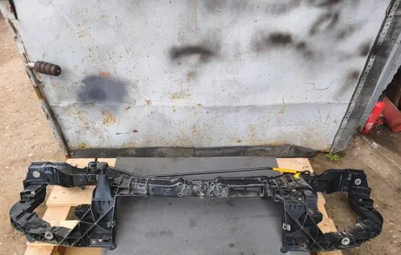 Ford C-MAX II Radiator support slam panel AM518B041A