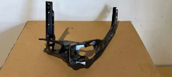 BMW X1 U11 Headlight/headlamp mounting bracket 51648737292