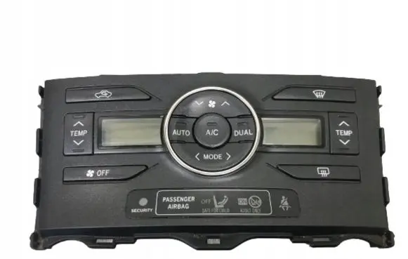 Toyota Auris 150 Climate control unit 5590002300
