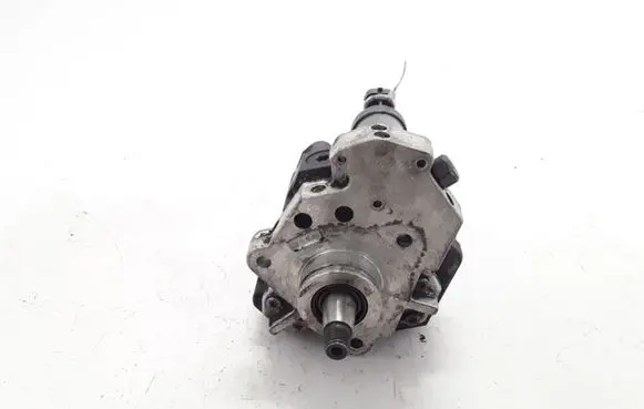 Renault Master II Fuel injection high pressure pump 8200457039